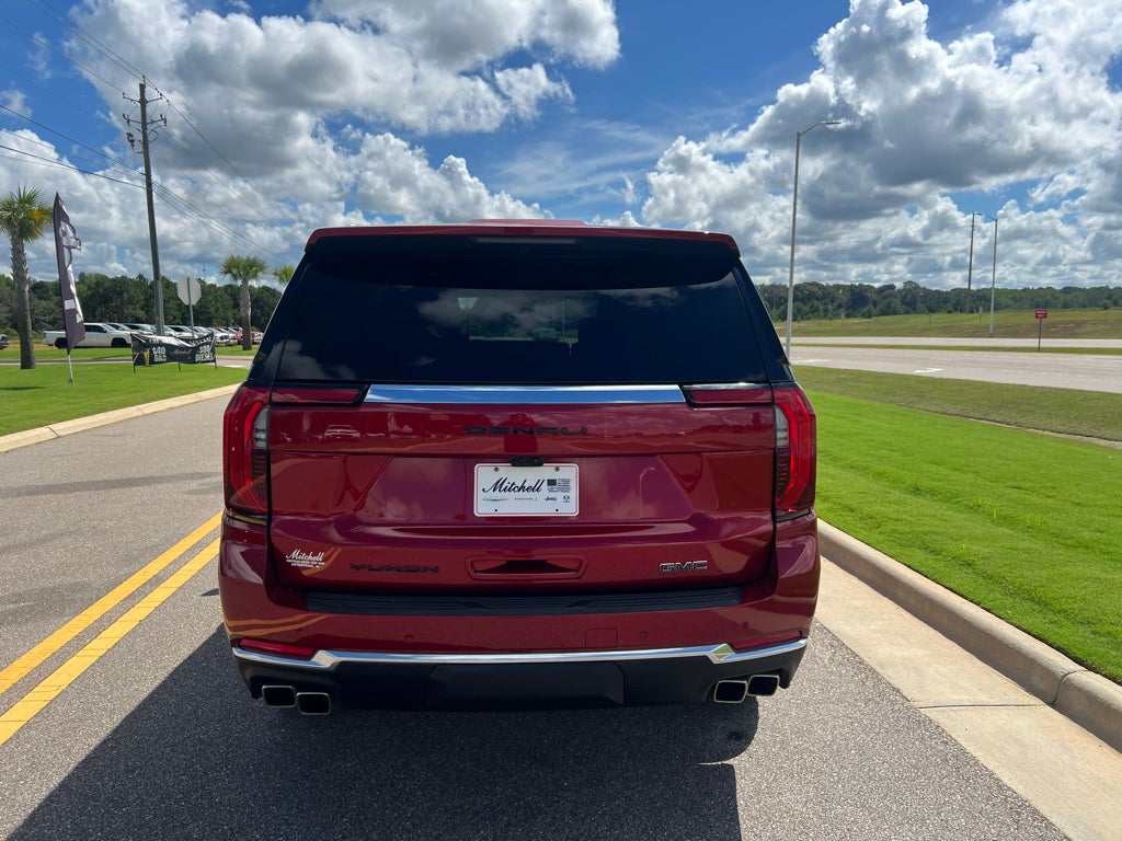 2025 GMC Yukon 4WD Denali