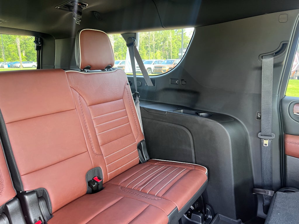2023 GMC Yukon XL 4WD Denali Ultimate