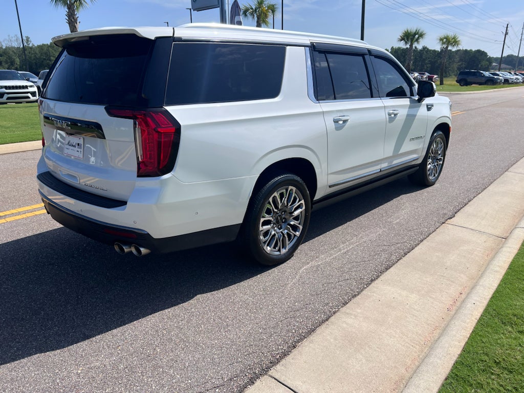 2023 GMC Yukon XL 4WD Denali Ultimate