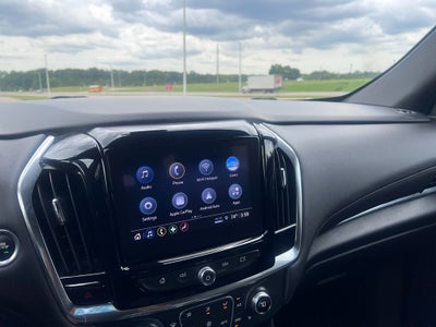 2022 Chevrolet Traverse LT Cloth