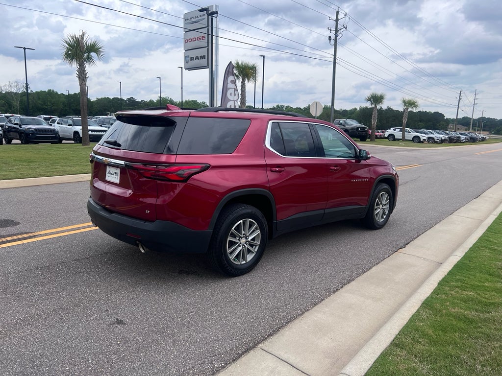 2022 Chevrolet Traverse LT Cloth