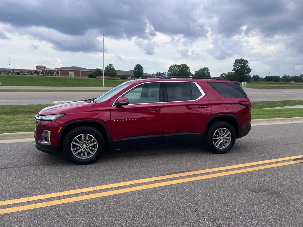 2022 Chevrolet Traverse LT Cloth