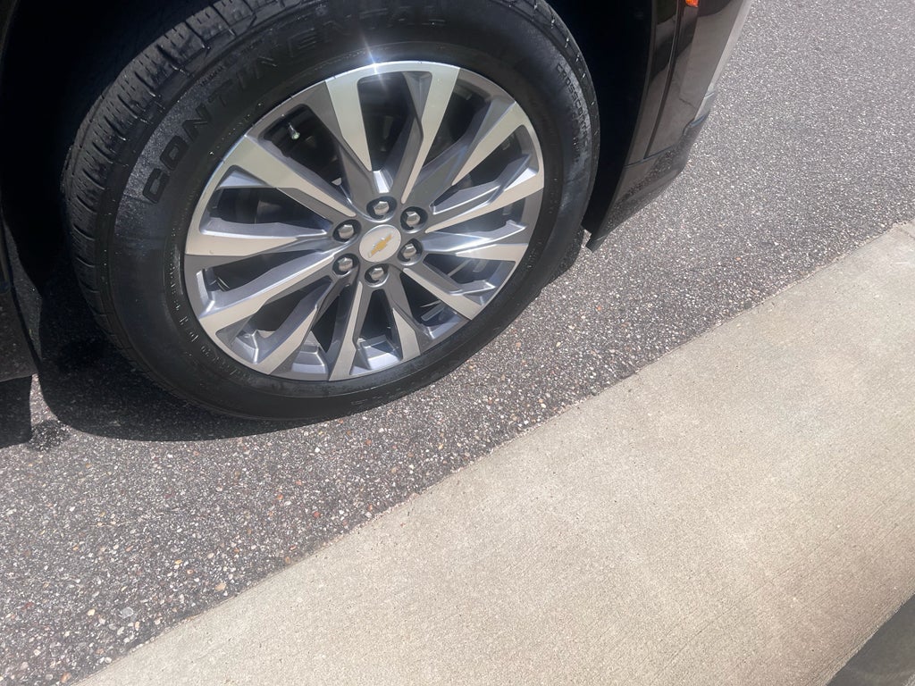 2023 Chevrolet Traverse FWD Premier