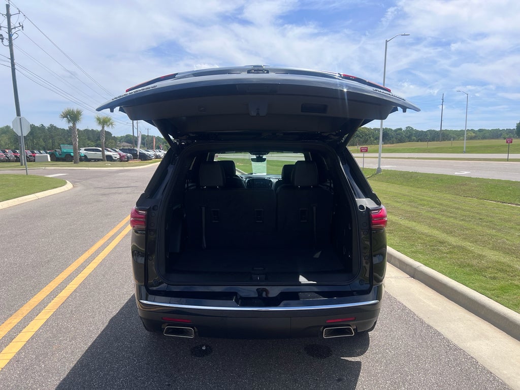2023 Chevrolet Traverse FWD Premier