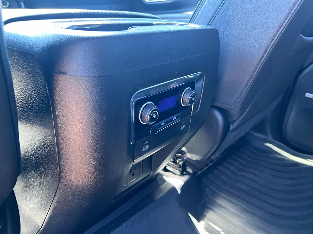 2023 Chevrolet Tahoe 4WD RST