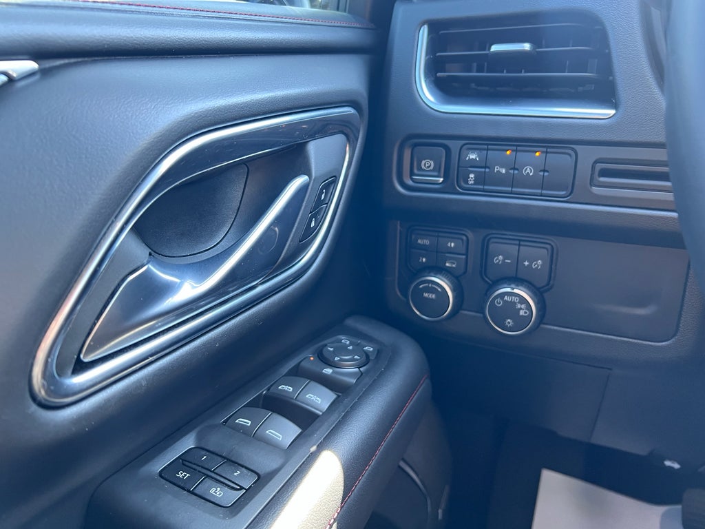 2023 Chevrolet Tahoe 4WD RST