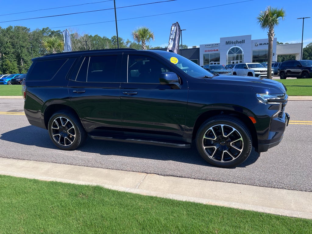 2023 Chevrolet Tahoe 4WD RST
