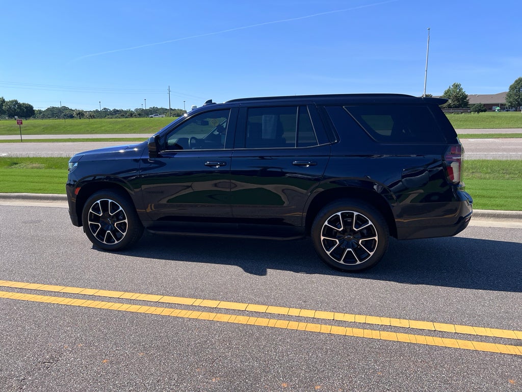 2023 Chevrolet Tahoe 4WD RST