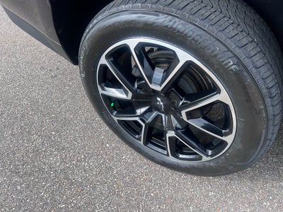 2022 Chevrolet Tahoe 4WD RST