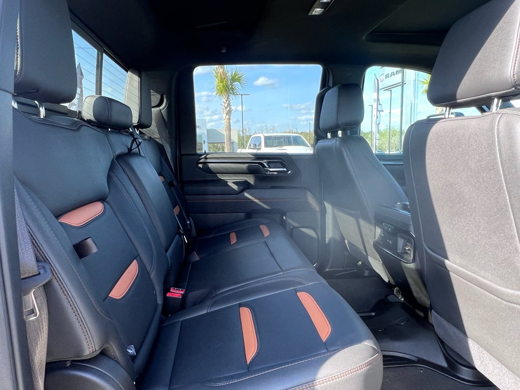 2025 GMC Sierra 4WD Crew Cab Standard Bed AT4