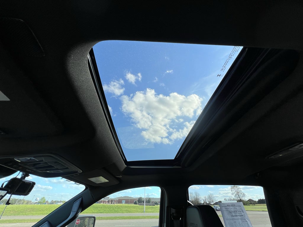 2025 GMC Sierra 4WD Crew Cab Standard Bed AT4