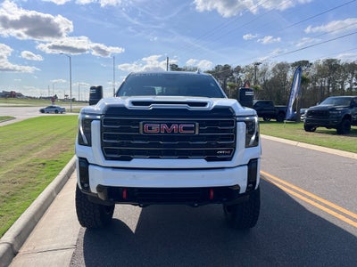 2025 GMC Sierra 4WD Crew Cab Standard Bed AT4