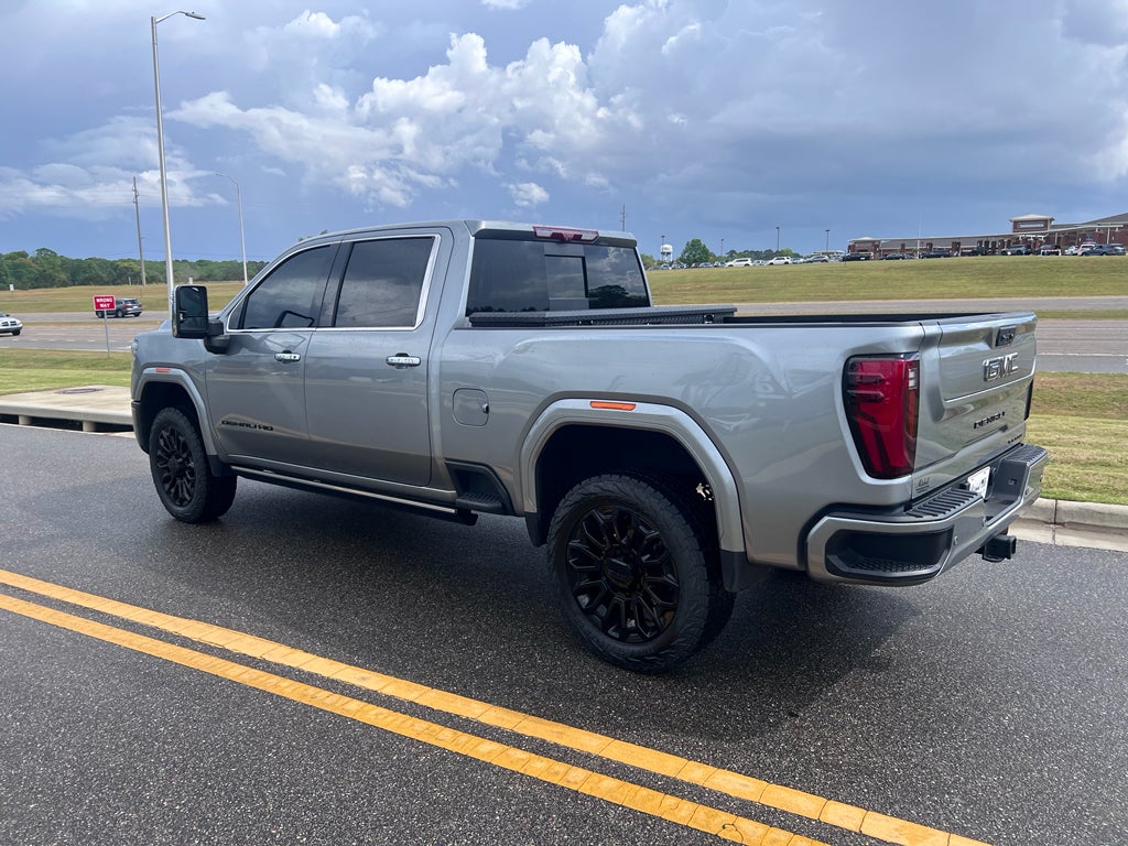 2025 GMC Sierra 4WD Crew Cab Standard Bed Denali Ultimate