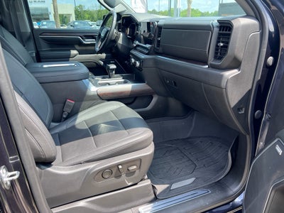 2022 GMC Sierra 4WD Crew Cab Short Box SLT