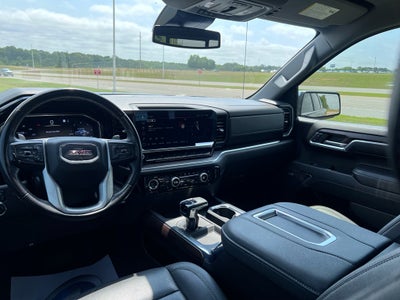 2022 GMC Sierra 4WD Crew Cab Short Box SLT