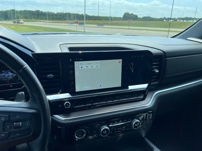 2022 GMC Sierra 4WD Crew Cab Short Box SLT