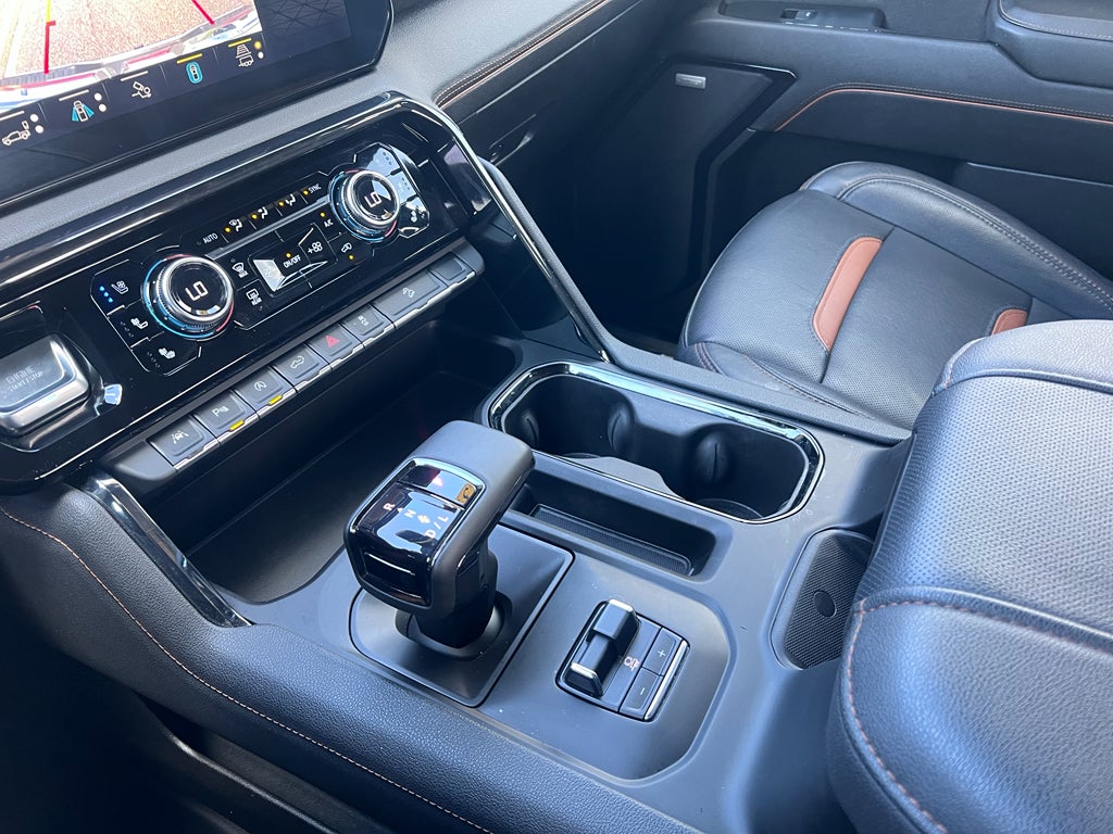 2023 GMC Sierra AT4