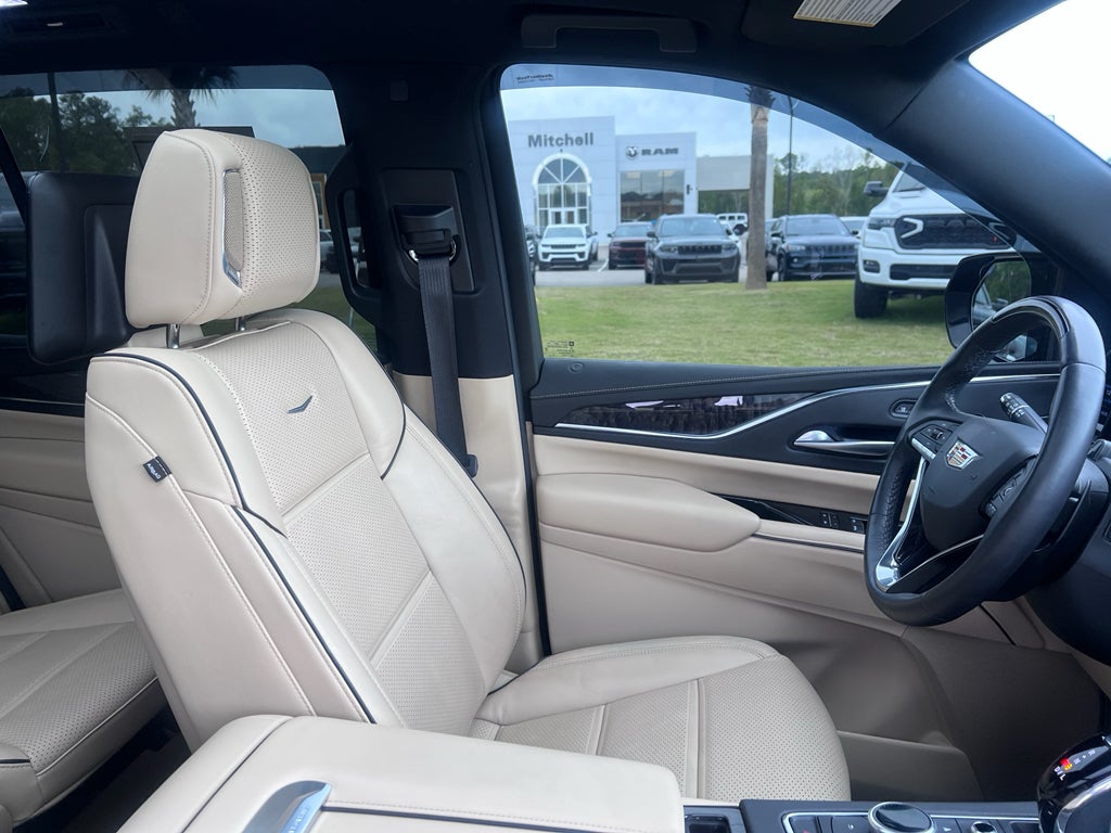 2023 Cadillac Escalade 4WD Premium Luxury