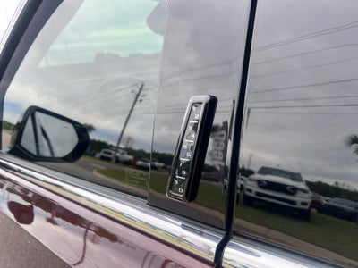 2023 Cadillac Escalade 4WD Premium Luxury