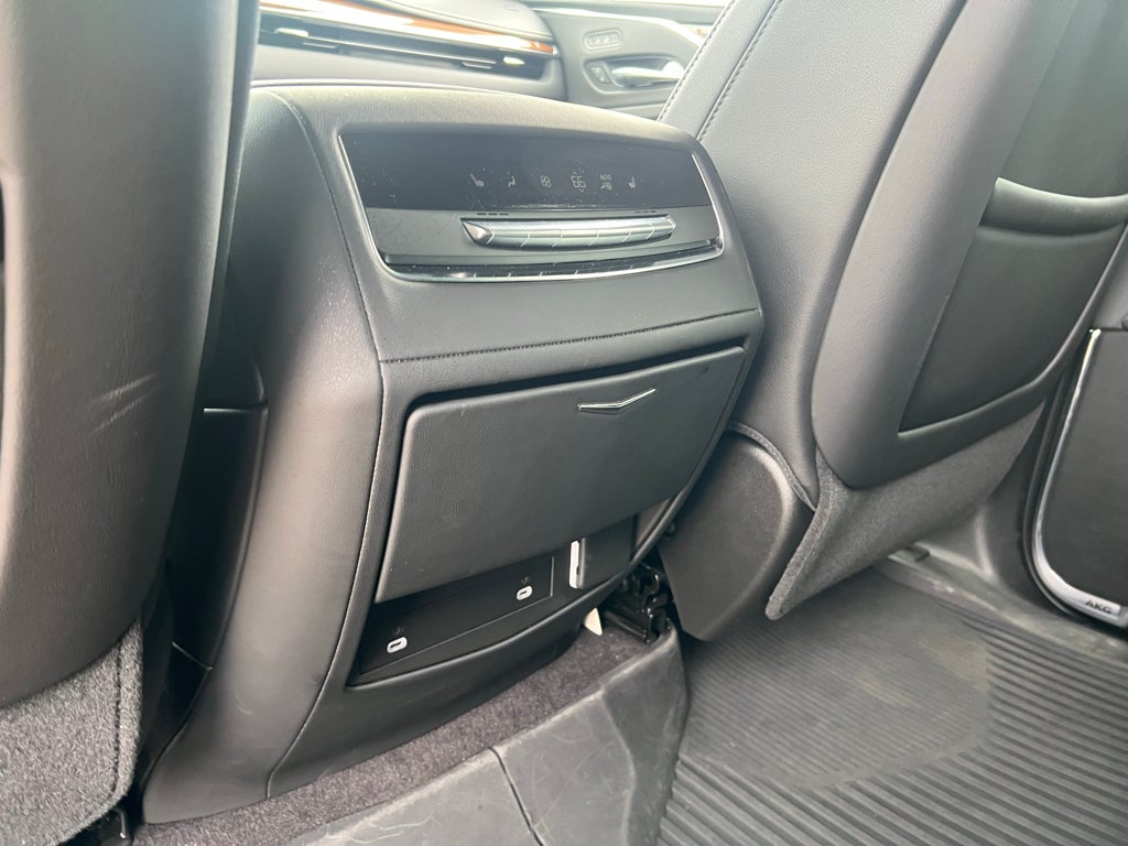 2023 Cadillac Escalade ESV 4WD Luxury