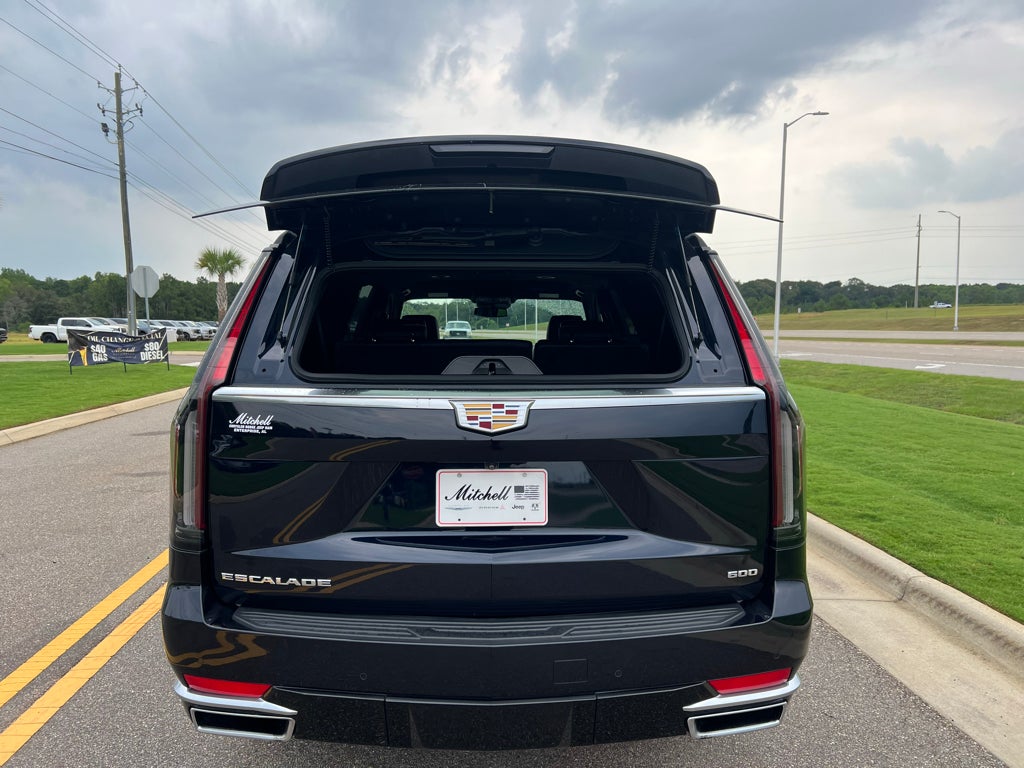 2023 Cadillac Escalade ESV 4WD Luxury