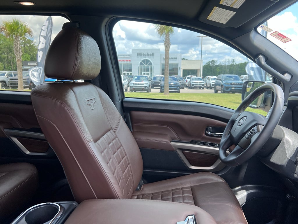 2024 Nissan Titan Crew Cab Platinum Reserve 4x4
