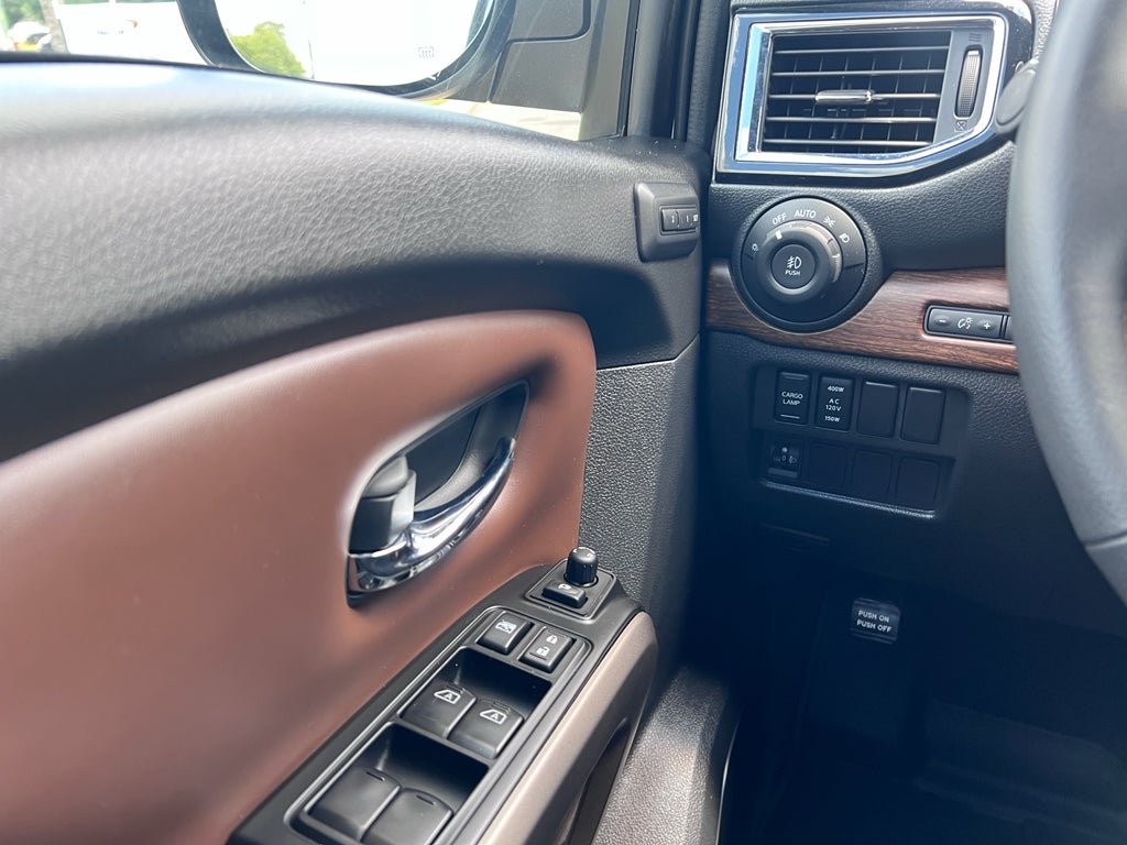 2024 Nissan Titan Crew Cab Platinum Reserve 4x4