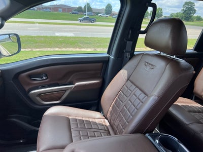 2024 Nissan Titan Crew Cab Platinum Reserve 4x4