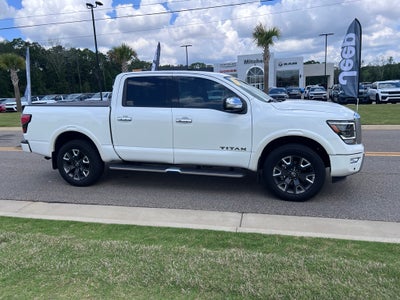 2024 Nissan Titan Crew Cab Platinum Reserve 4x4