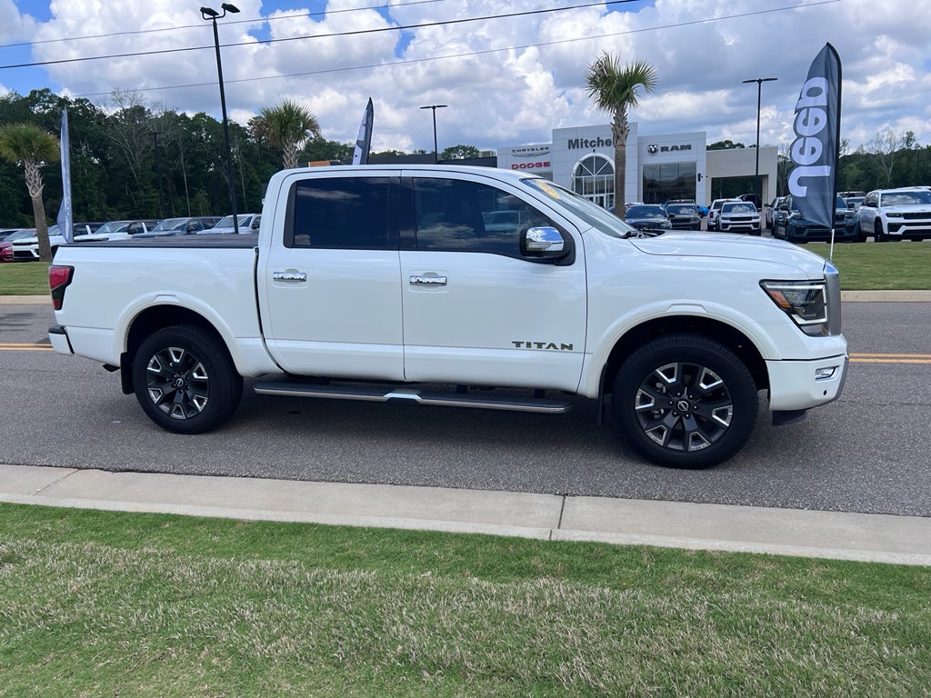 2024 Nissan Titan Crew Cab Platinum Reserve 4x4