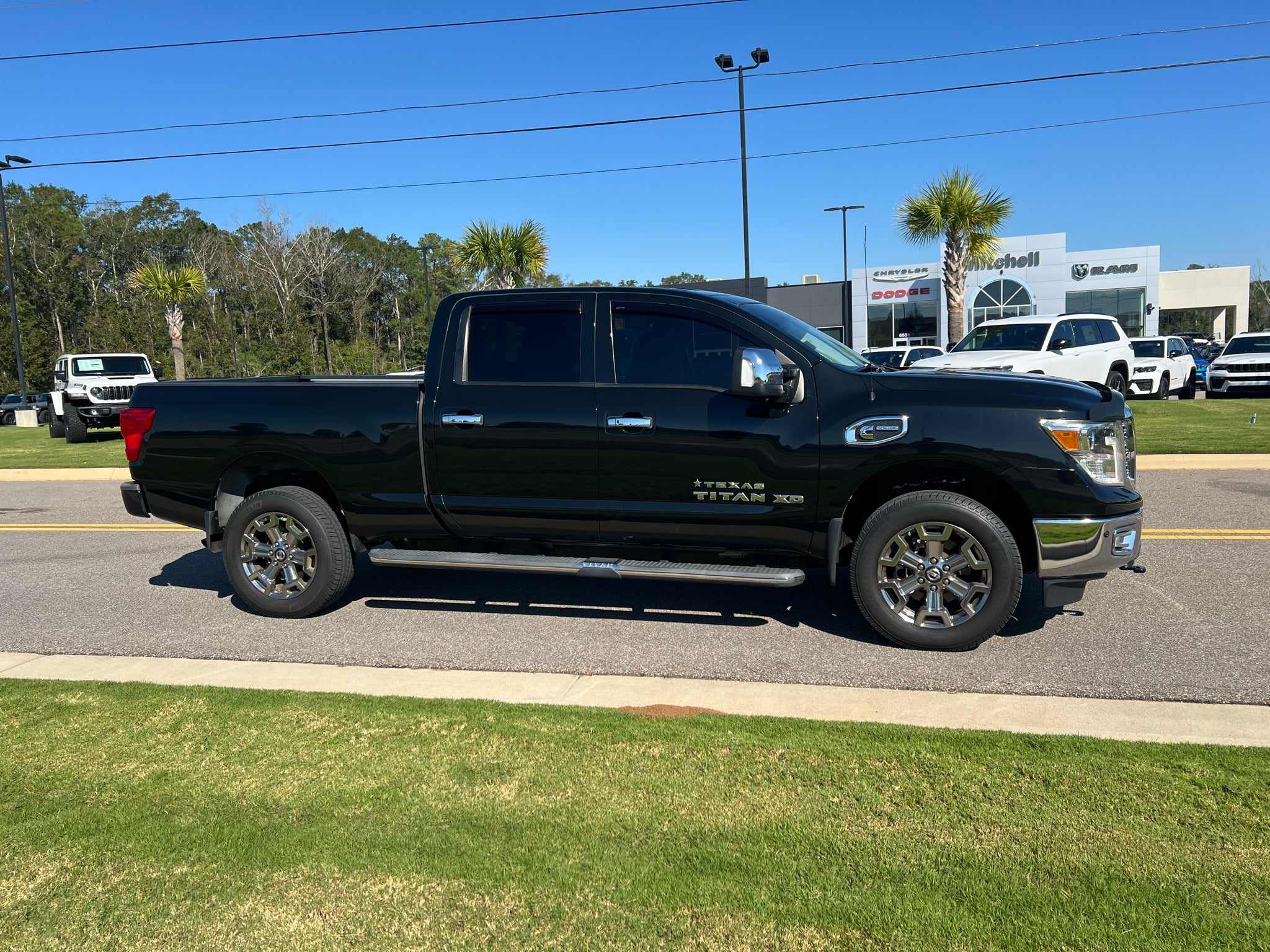 2019 Nissan Titan XD SL Diesel