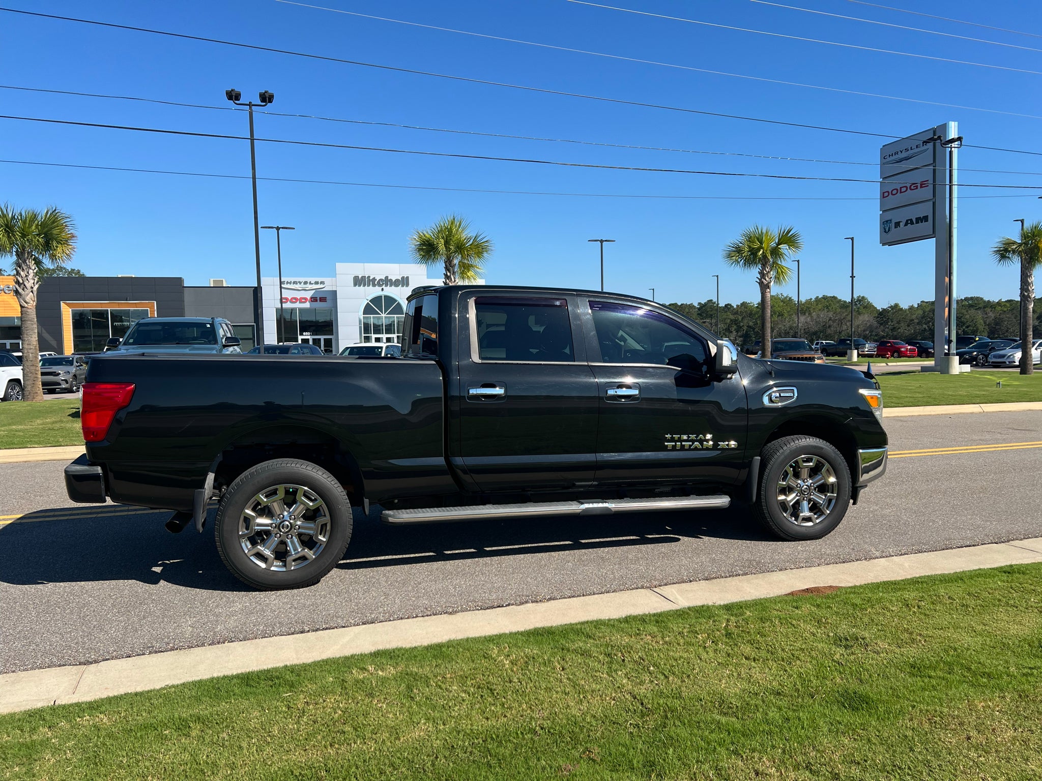 2019 Nissan Titan XD SL Diesel