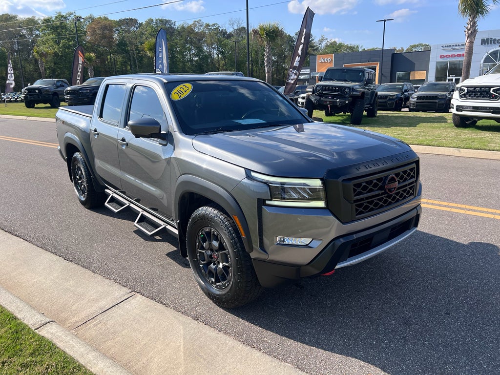 2023 Nissan Frontier Crew Cab PRO-X 4x2