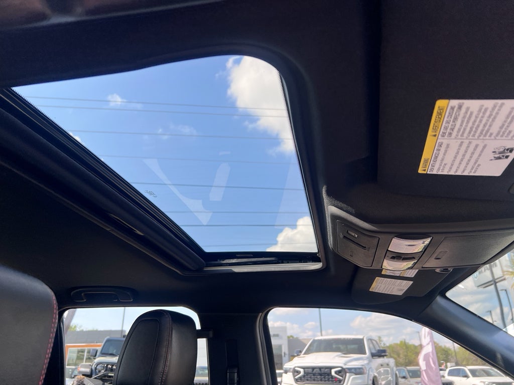 2023 Nissan Frontier Crew Cab PRO-X 4x2