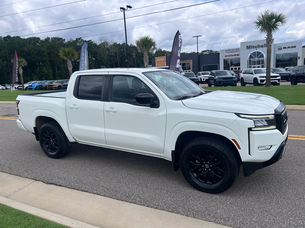 2023 Nissan Frontier Crew Cab SV 4x2