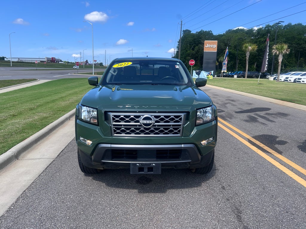 2022 Nissan Frontier SV