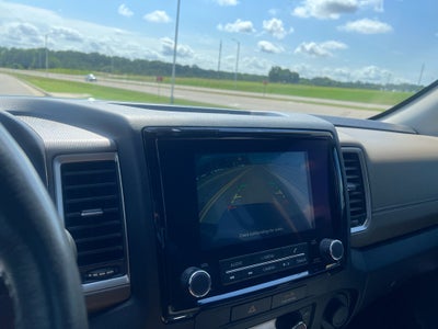 2022 Nissan Frontier SV