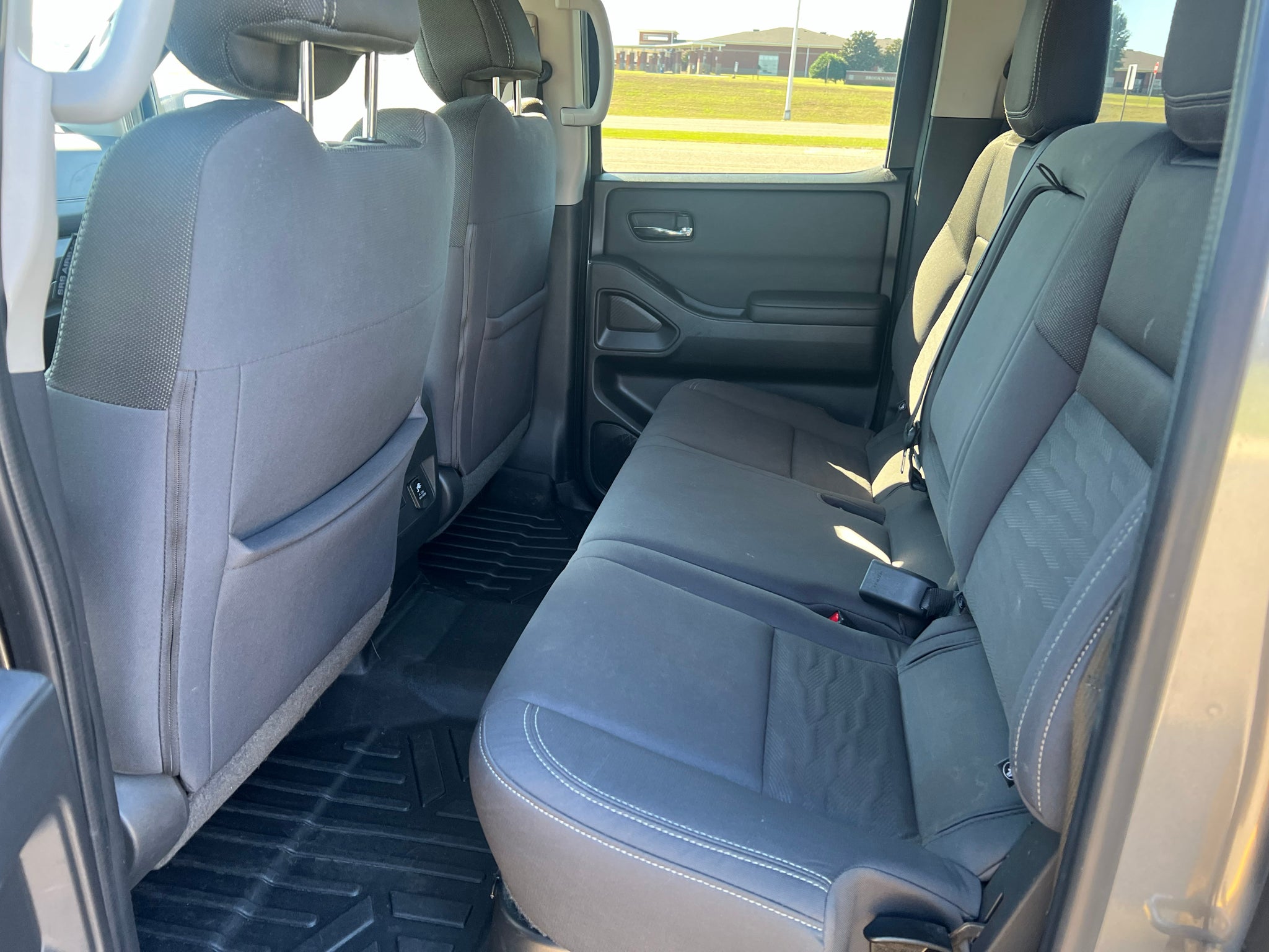 2022 Nissan Frontier Crew Cab SV 4x4