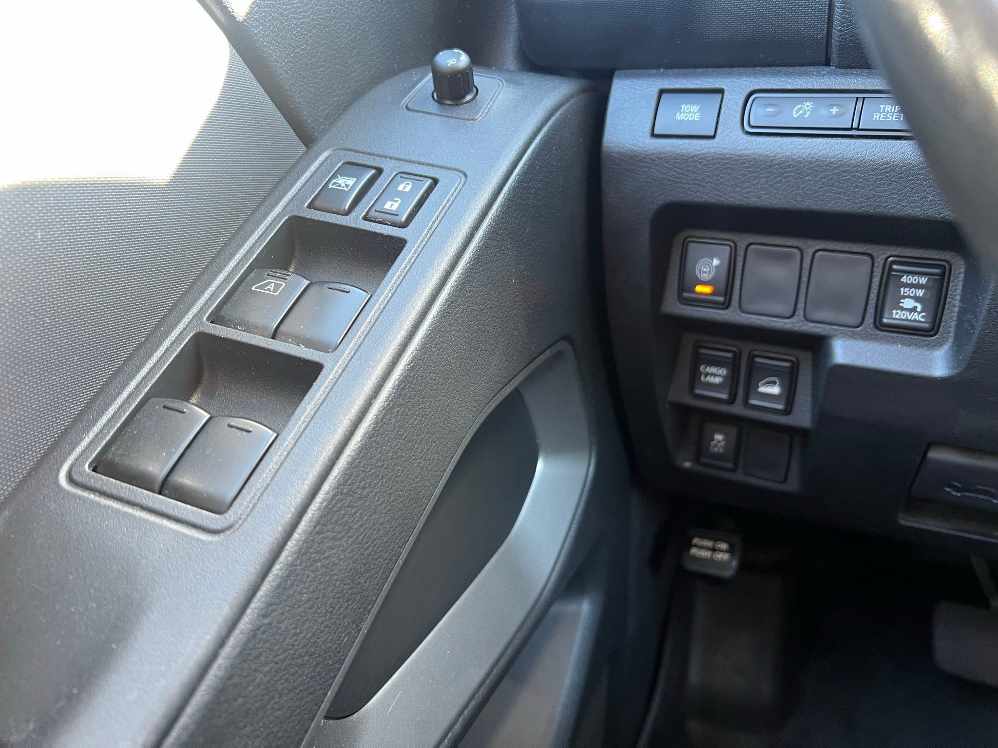 2022 Nissan Frontier Crew Cab SV 4x4