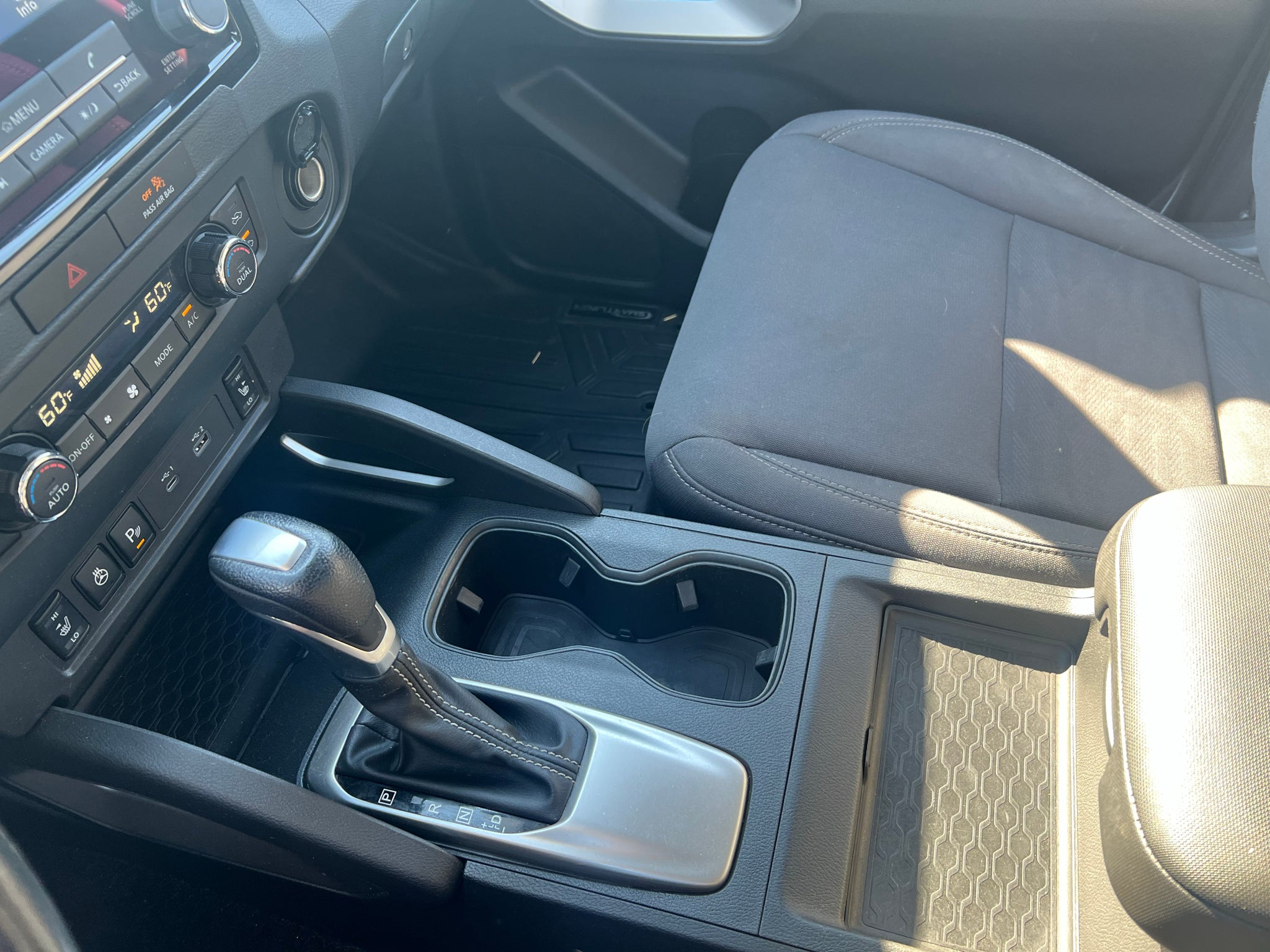 2022 Nissan Frontier Crew Cab SV 4x4