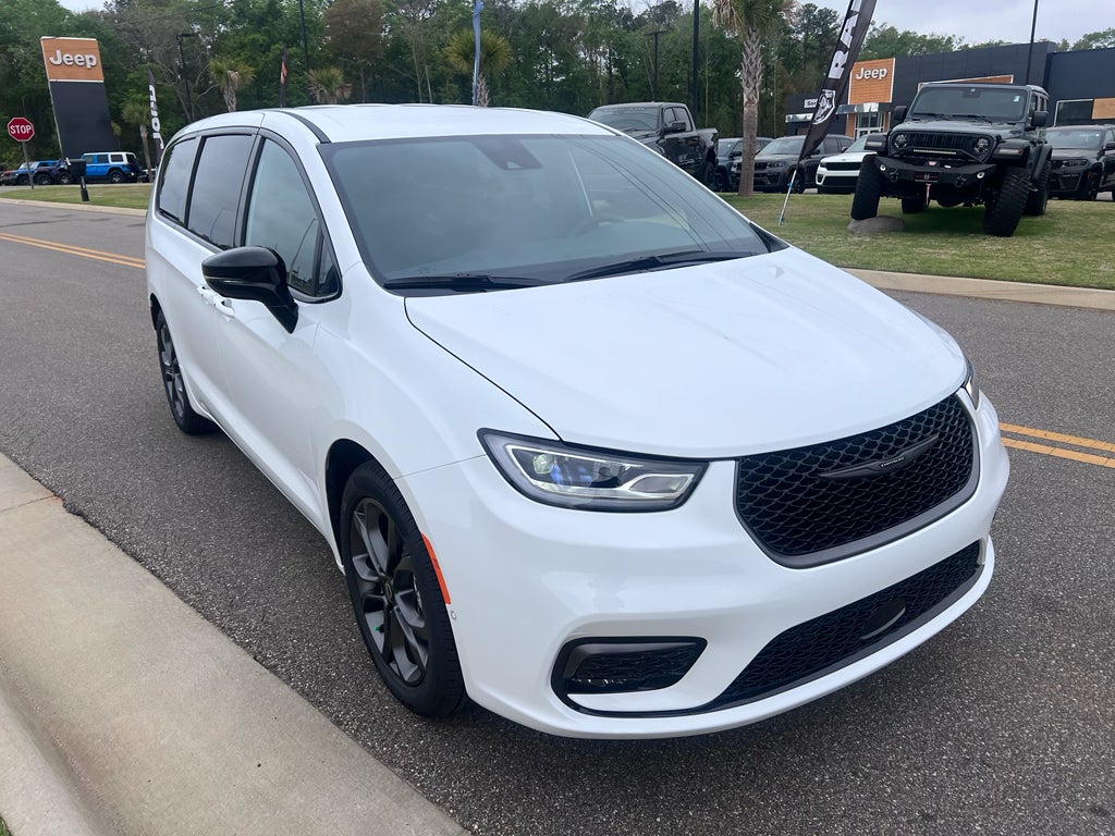 2026 Chrysler Pacifica PACIFICA SELECT