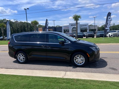 2027 Chrysler Pacifica PACIFICA SELECT