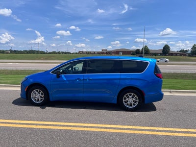2027 Chrysler Pacifica PACIFICA SELECT