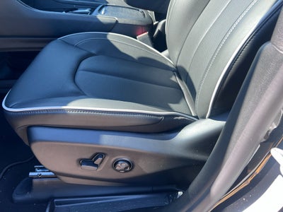 2027 Chrysler Pacifica PACIFICA LIMITED