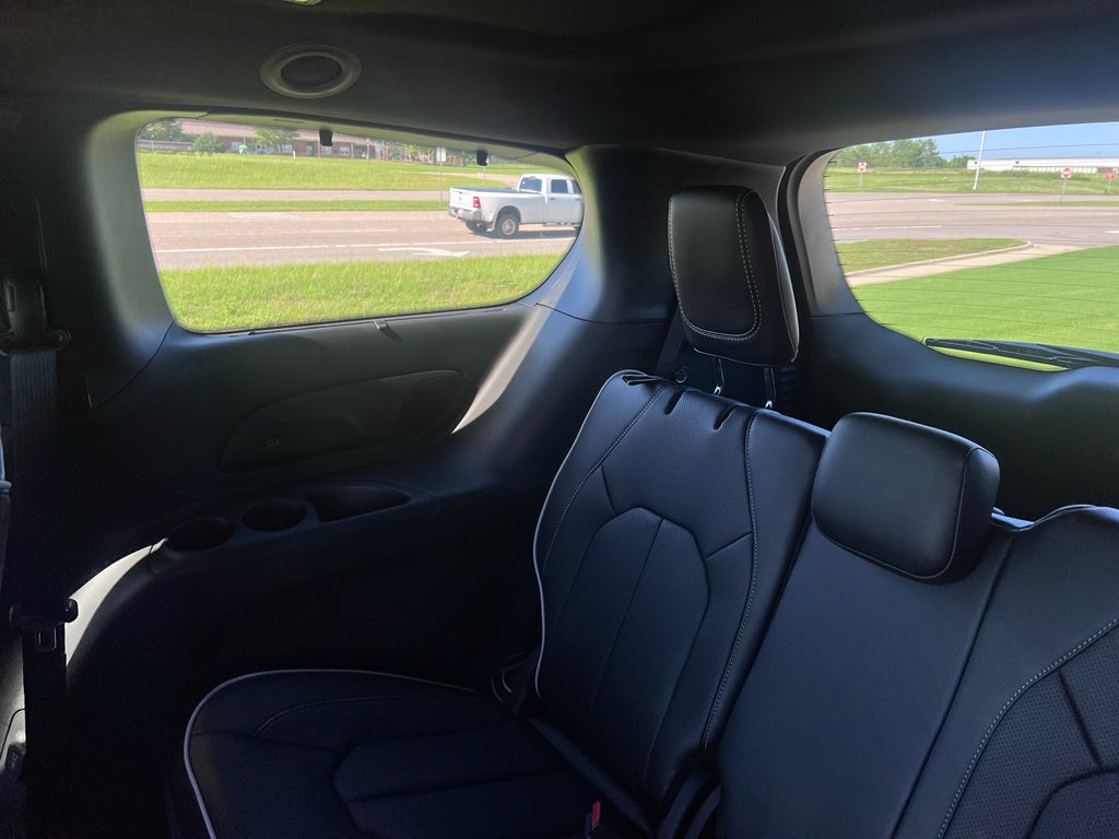 2027 Chrysler Pacifica PACIFICA LIMITED
