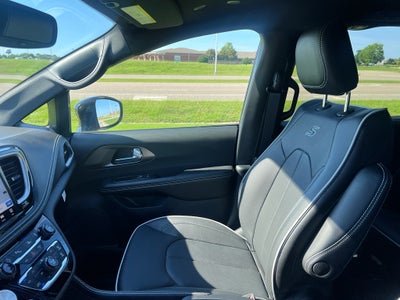 2027 Chrysler Pacifica PACIFICA LIMITED