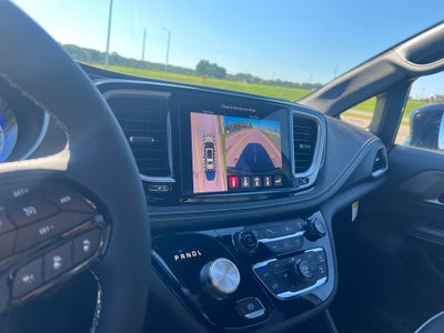 2027 Chrysler Pacifica PACIFICA LIMITED