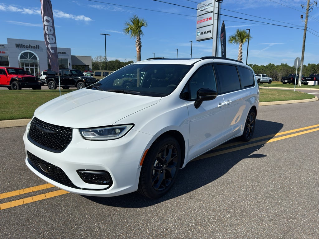 2026 Chrysler Pacifica PACIFICA LIMITED
