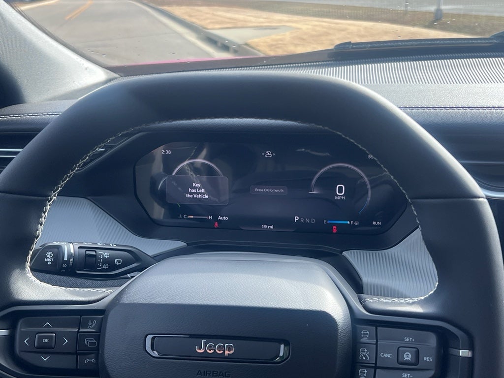 2026 Jeep Cherokee CHEROKEE LAREDO 4X4