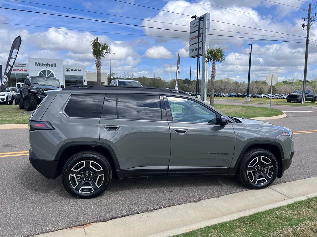 2026 Jeep Cherokee CHEROKEE LAREDO 4X4